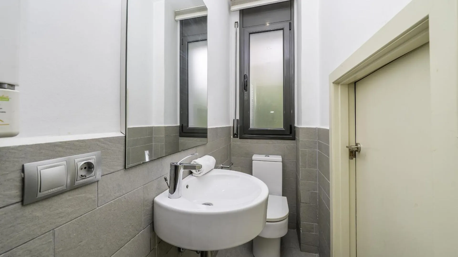 Homeholidaysrentals Colors - Costa Barcelona Pineda de Mar