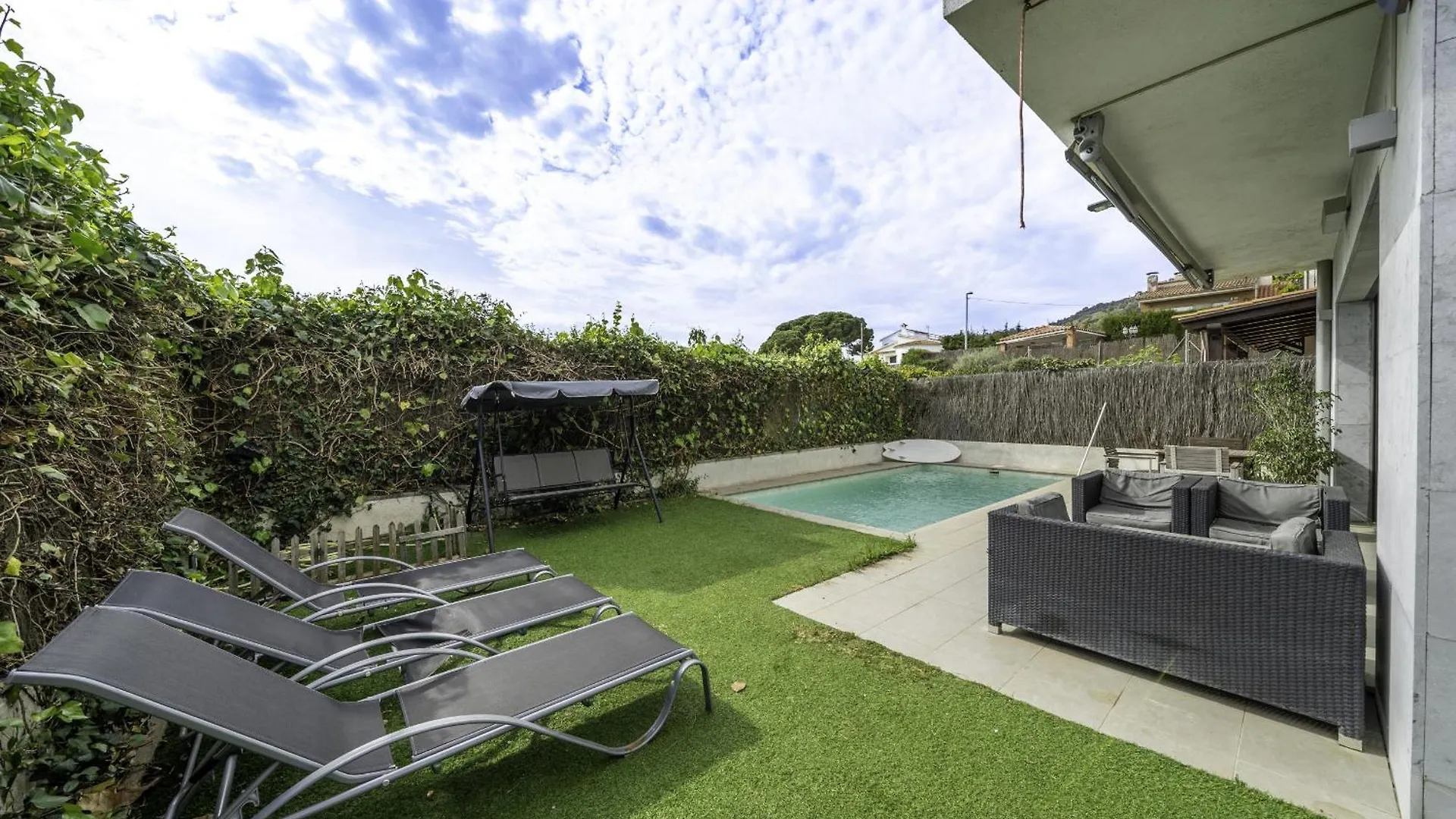 Homeholidaysrentals Colors - Costa Barcelona Pineda de Mar Villa