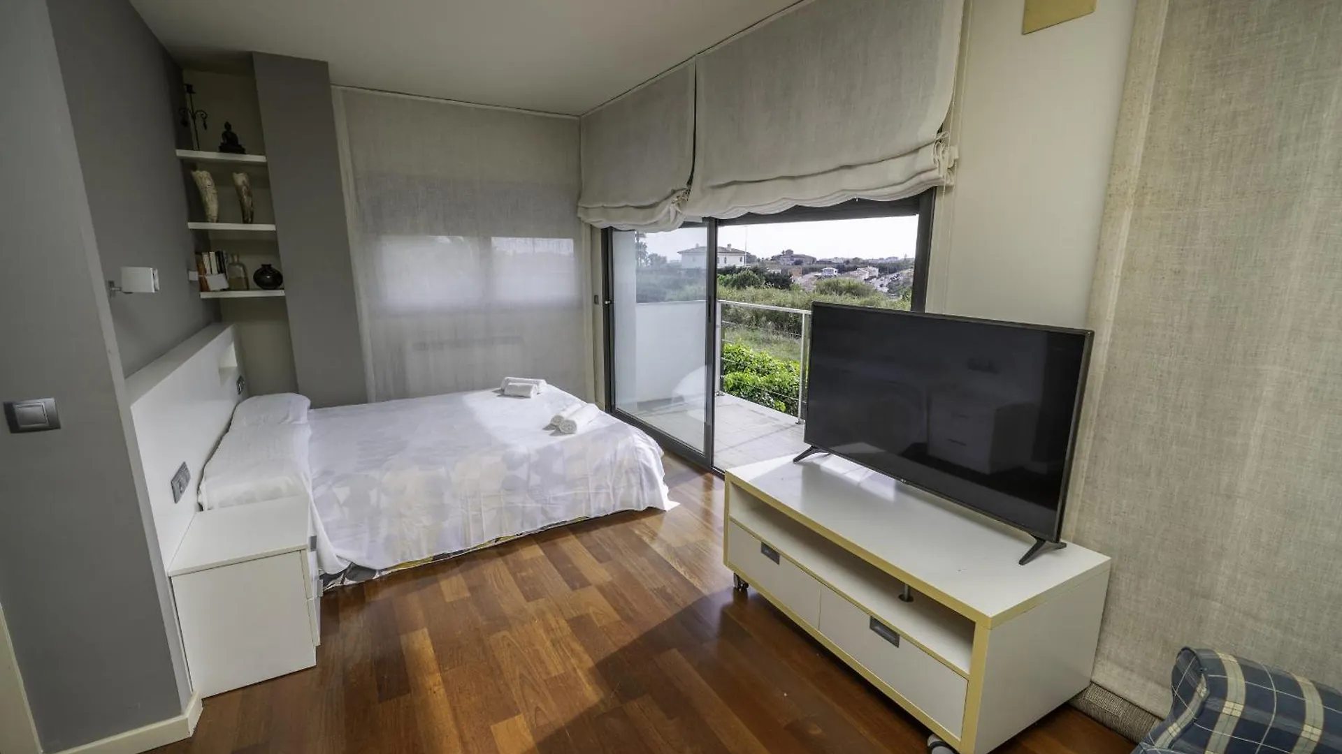 Homeholidaysrentals Colors - Costa Barcelona Pineda de Mar 0*,