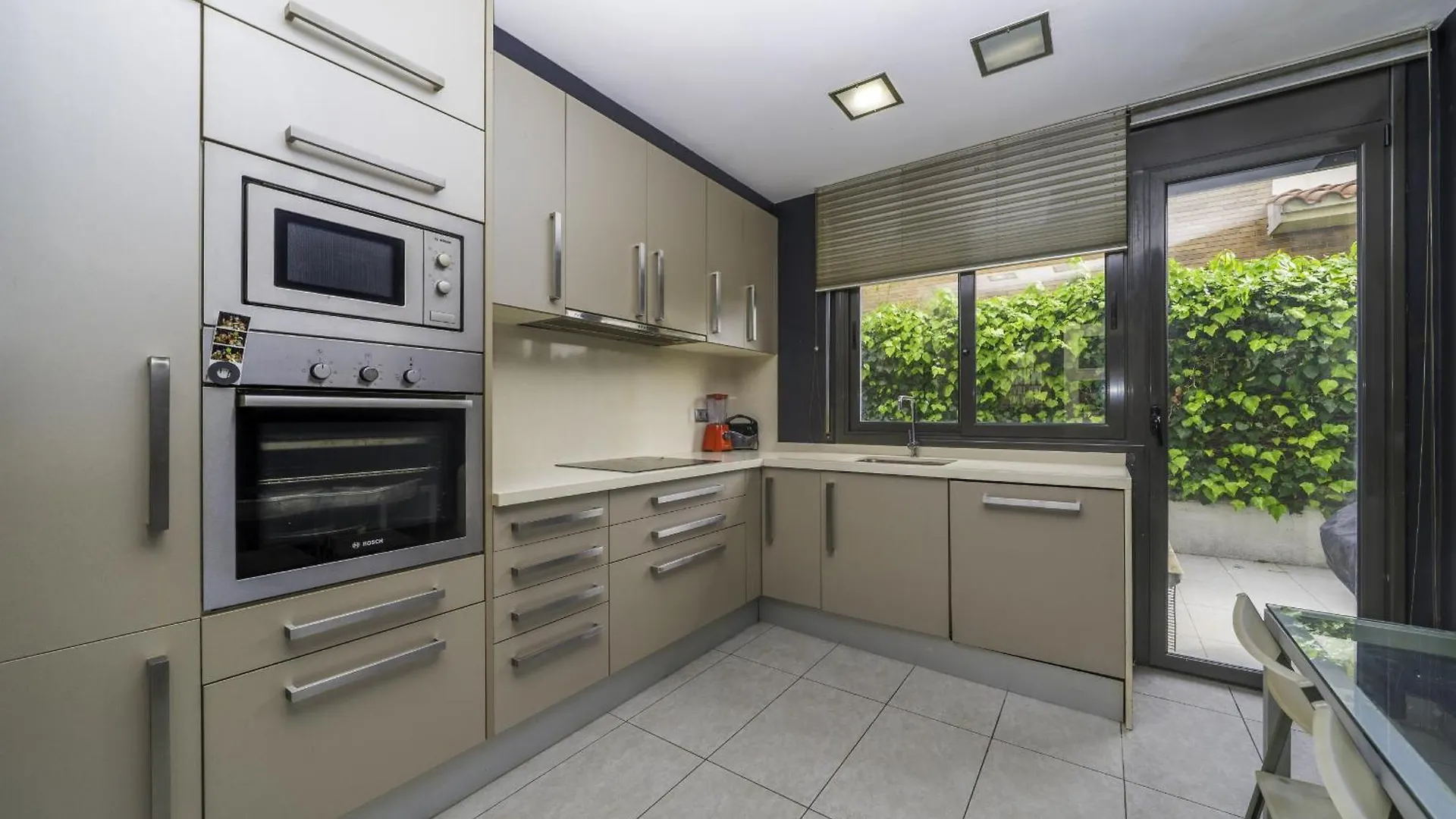 Homeholidaysrentals Colors - Costa Barcelona Pineda de Mar Spain